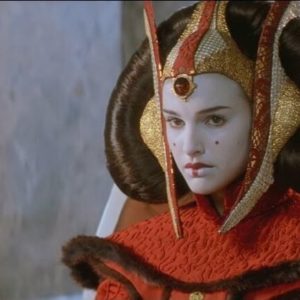 Natalie Portman, l’amata attrice riflette sulle critiche ai prequel di Star Wars: “È stata dura”