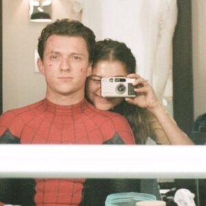 Tom Holland, l’amato Spider-Man dell’MCU rivela perché non cammina sul red carpet con Zendaya