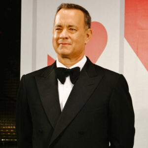 Tom Hanks: l’attore urla contro i fan che hanno assediato lui e sua moglie