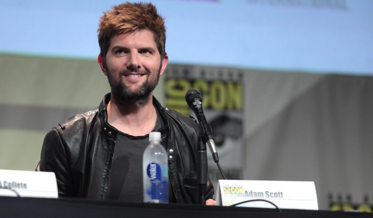 Adam Scott sarà in Madame Web