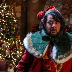 Elf Me: il trailer del film natalizio con protagonista Lillo Petrolo