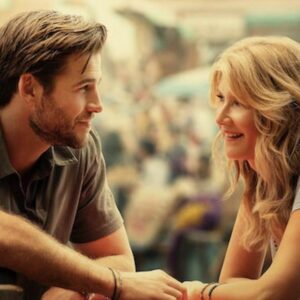 Lonely Planet: recensione del film Netflix con Laura Dern e Liam Hemsworth