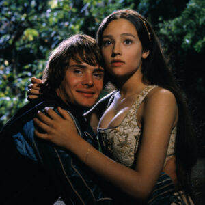 Olivia Hussey, muore a 73 anni la star di Romeo e Giulietta e Black Christmas